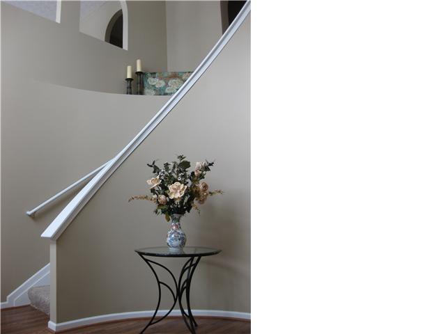 4110 River's Run Drive Lewis Center, OH 43035 - Photo 3 of 18 Gallery Image 3