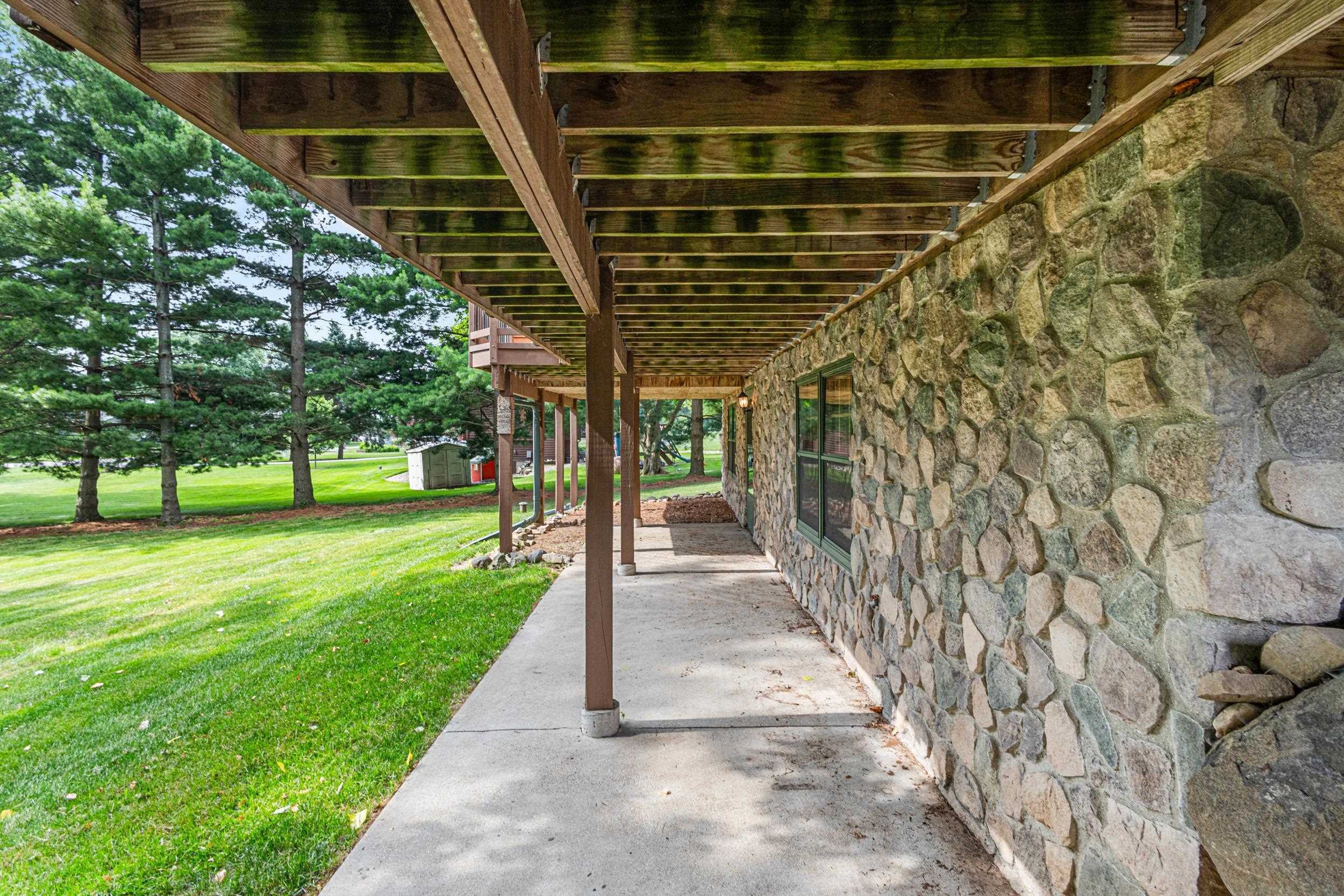 2555 Brown Deer Road Stoughton, WI 53589 - Photo 36 of 41