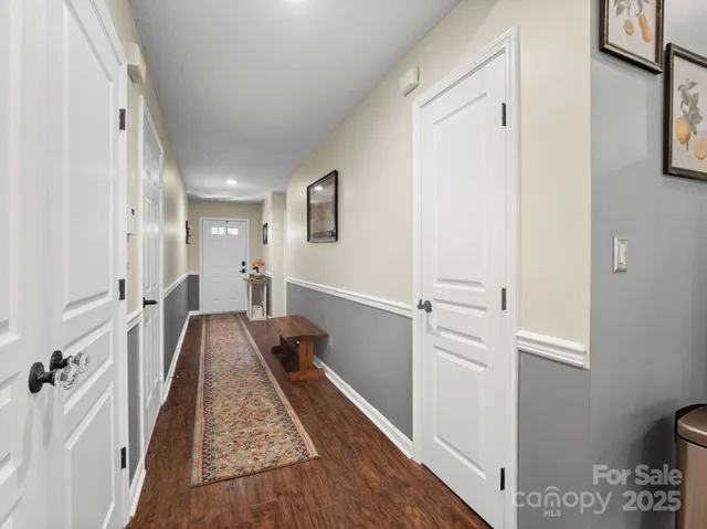 $467,500 | 10 Gray Wolf Lane, Hendersonville, NC 28792