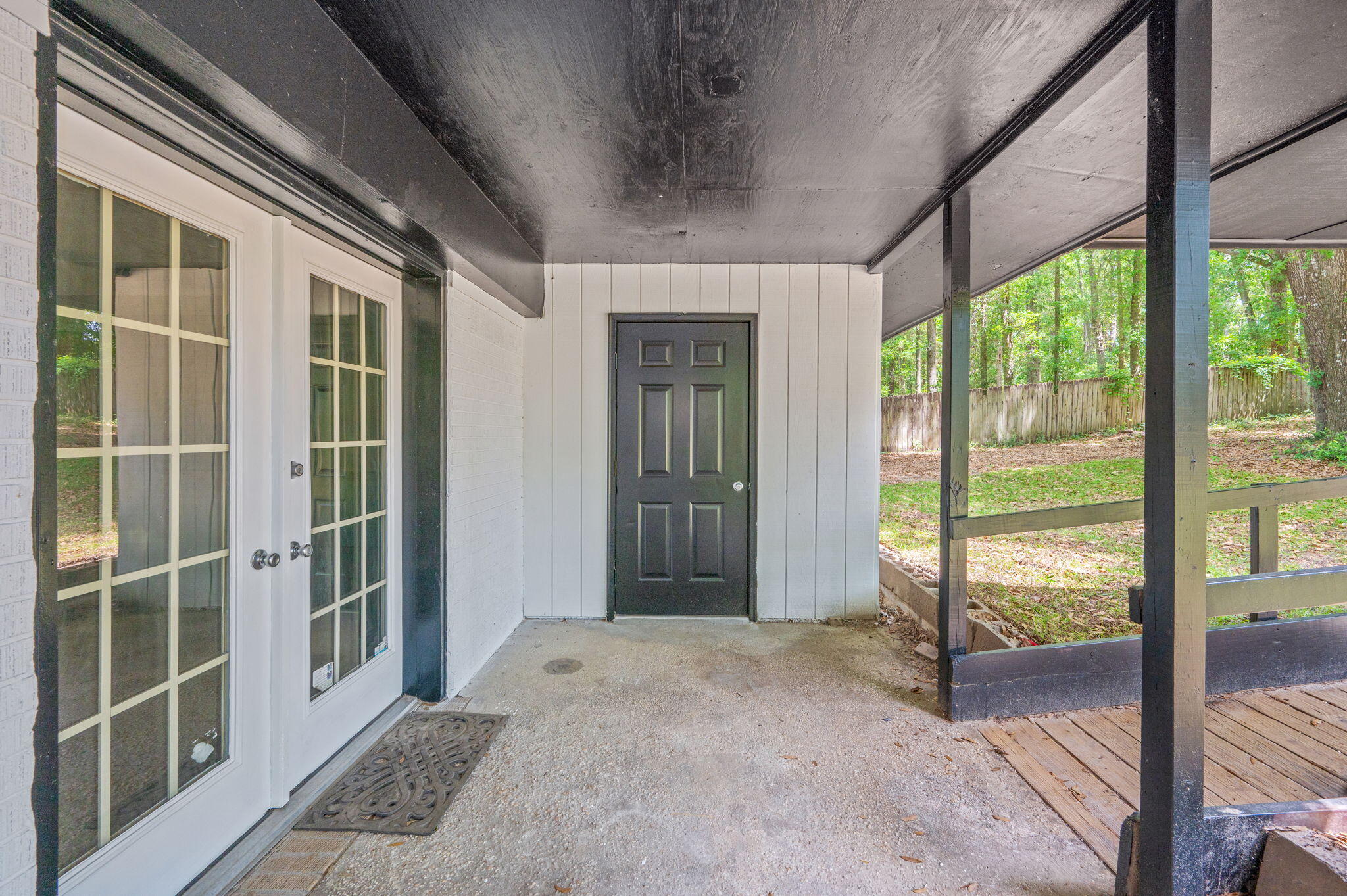 165 Smith Street Crestview, FL 32539 - Photo 23 of 30 a view of front door