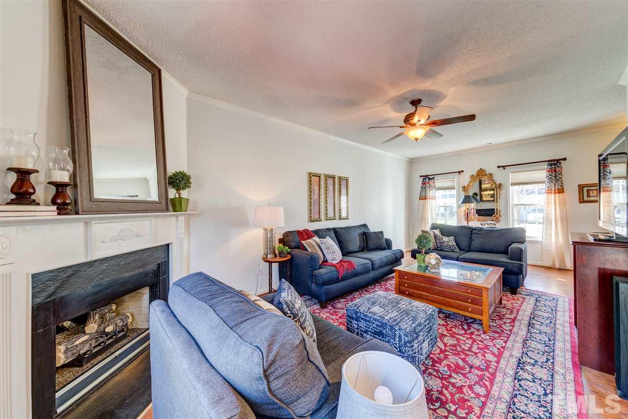 2116 Haig Point Way Raleigh, NC 27604 - Photo 5 of 25 Gallery Image 5