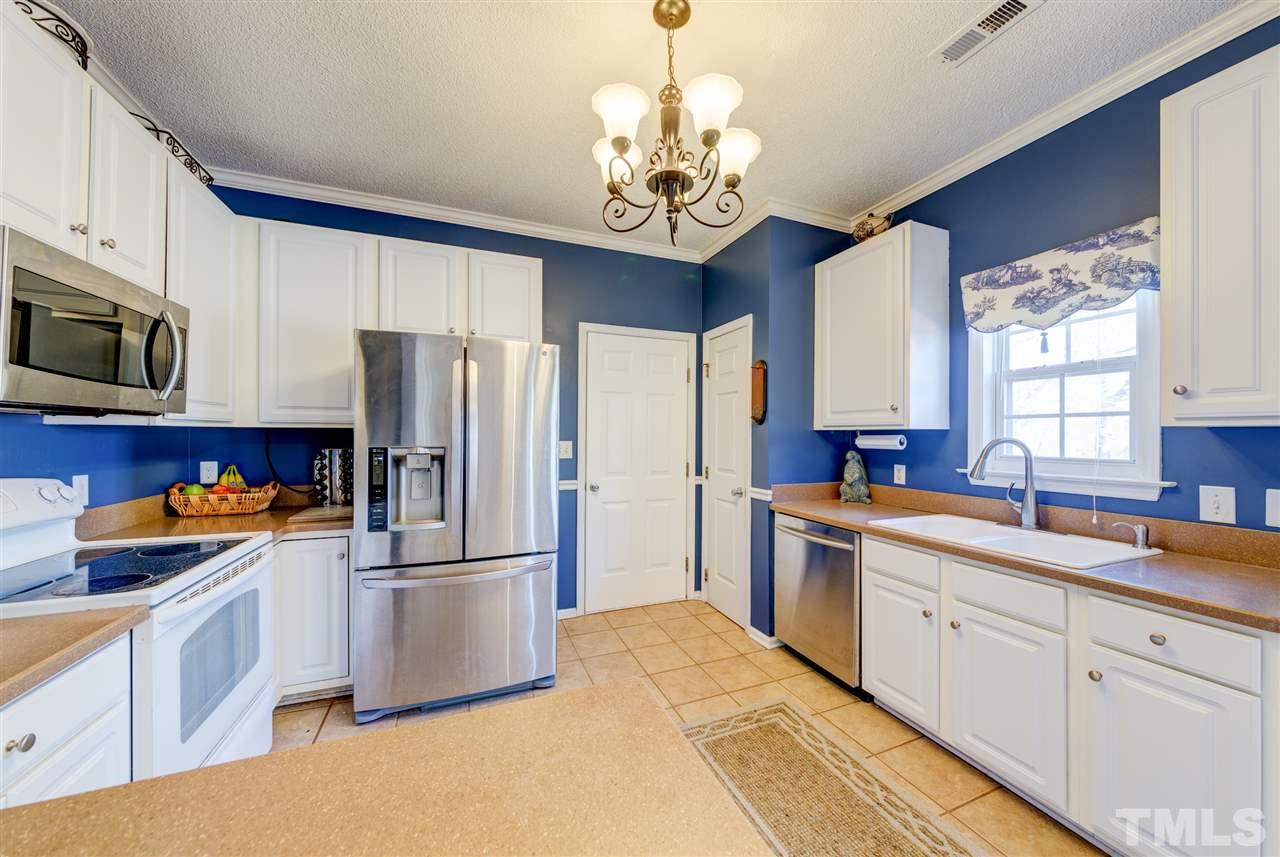 2116 Haig Point Way Raleigh, NC 27604 - Photo 7 of 25 Gallery Image 7