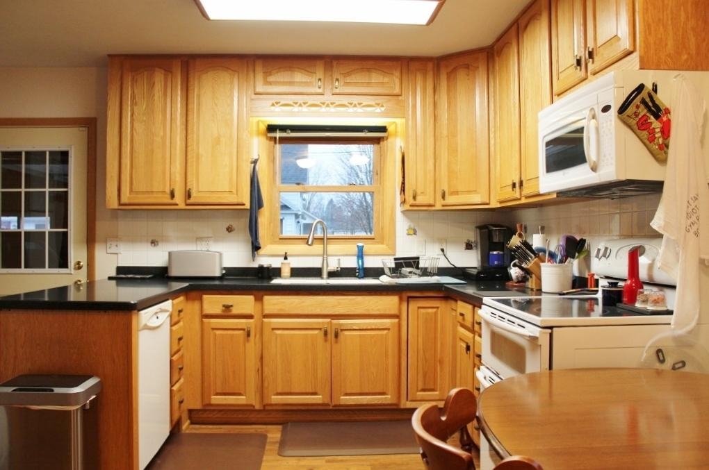 313 10th Avenue Antigo, WI 54409 - Photo 6 of 62