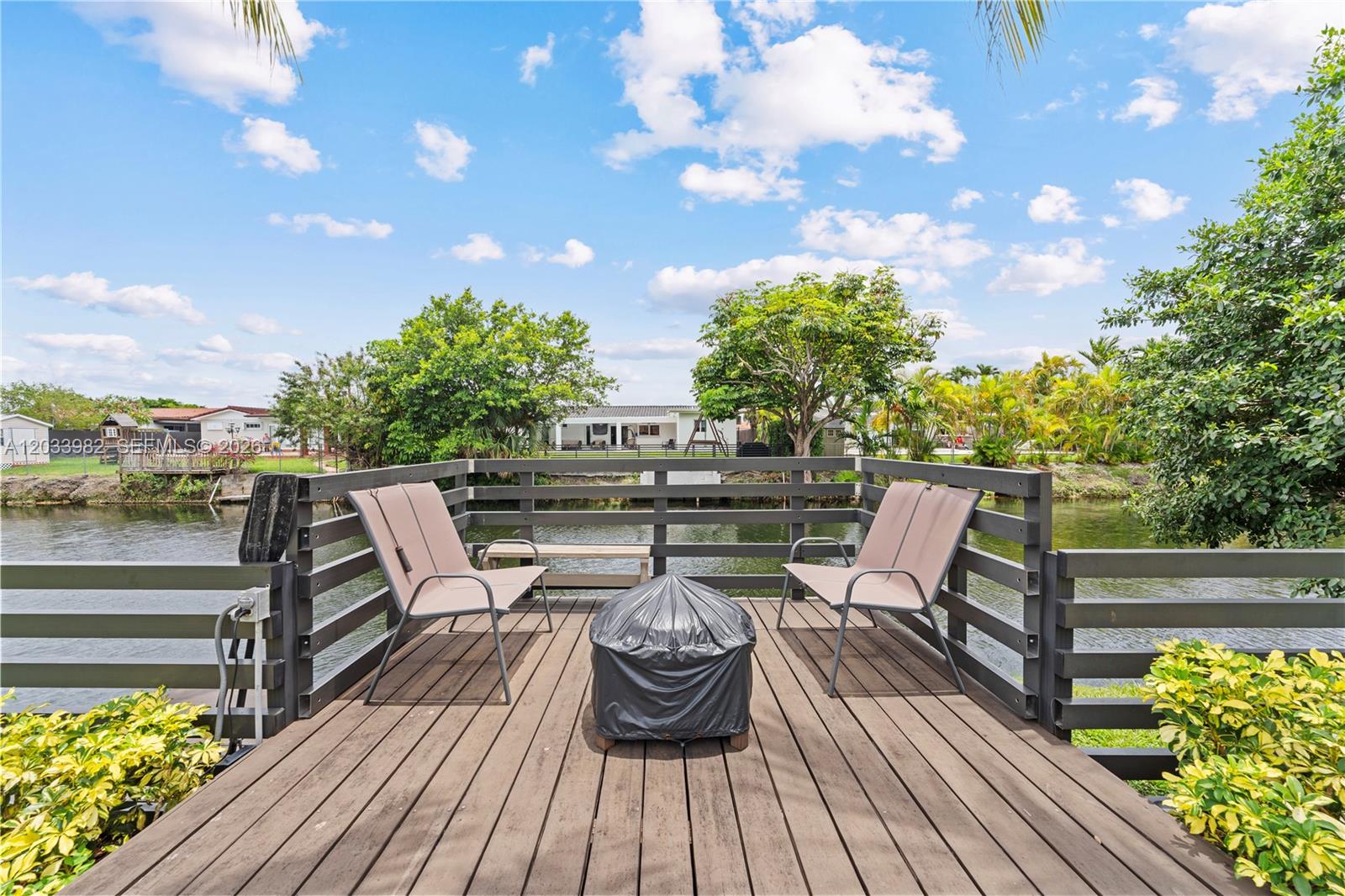 9780 Southwest 19th Street Miami, FL 33165 - Photo 29 of 34