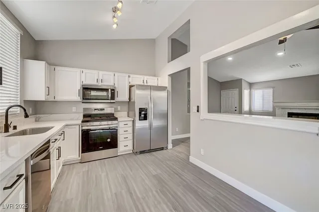 $2,150 | 8119 Vision Street, Las Vegas, NV 89123