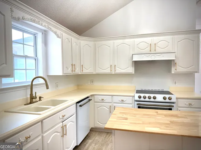 $285,000 | 420 Highway 319, Wrightsville, GA 31096