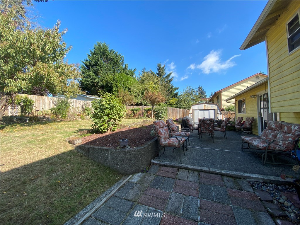 4126 Southeast 4th Street Renton, WA 98059 - Photo 18 of 23