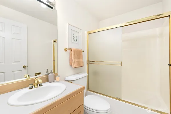 $887,500 | 3113 West Harley Street, Unit 3115, Seattle, WA 98199