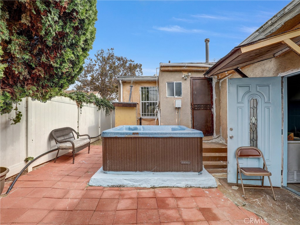 405 South Ward Avenue Compton, CA 90221 - Photo 23 of 28 a view of outdoor space yard and porch