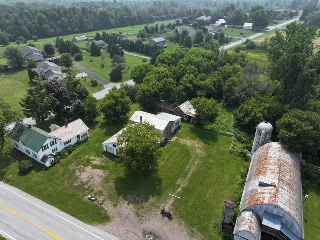 $625,000 | 91 Allen Road, Grand Isle, VT 05458