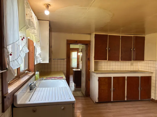 $625,000 | 91 Allen Road, Grand Isle, VT 05458