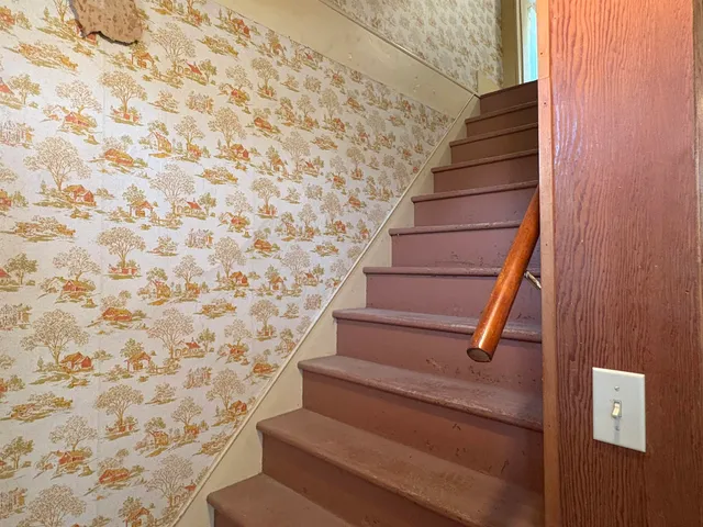 $625,000 | 91 Allen Road, Grand Isle, VT 05458