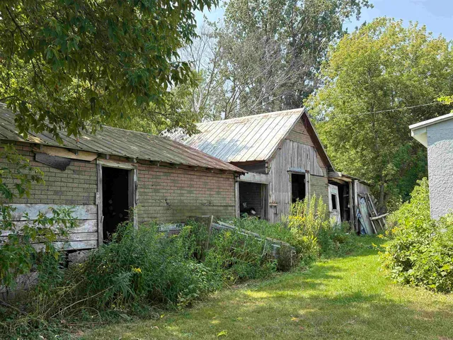 $625,000 | 91 Allen Road, Grand Isle, VT 05458