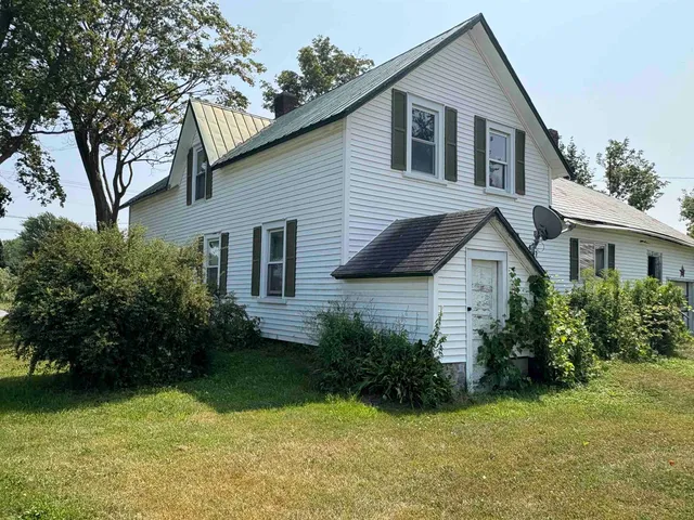 $625,000 | 91 Allen Road, Grand Isle, VT 05458