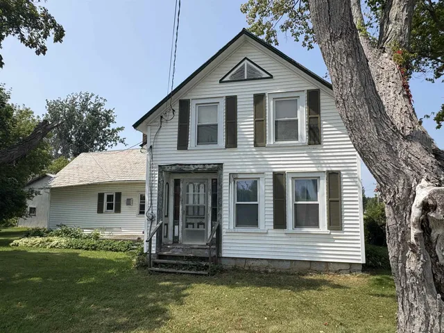 $625,000 | 91 Allen Road, Grand Isle, VT 05458