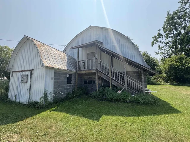 $625,000 | 91 Allen Road, Grand Isle, VT 05458