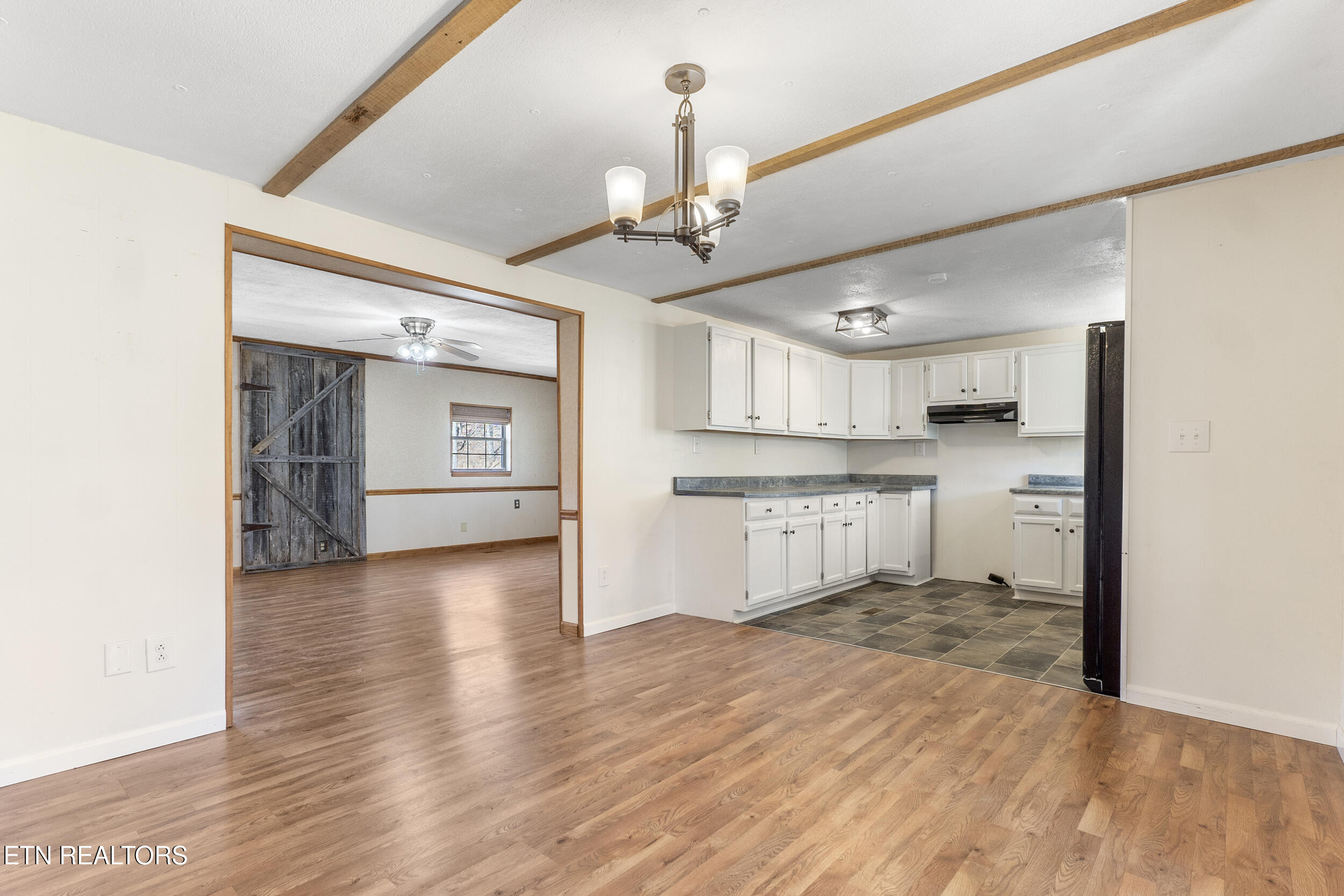 1577 Alton Road Sneedville, TN 37869 - Photo 16 of 56 14_arw03357