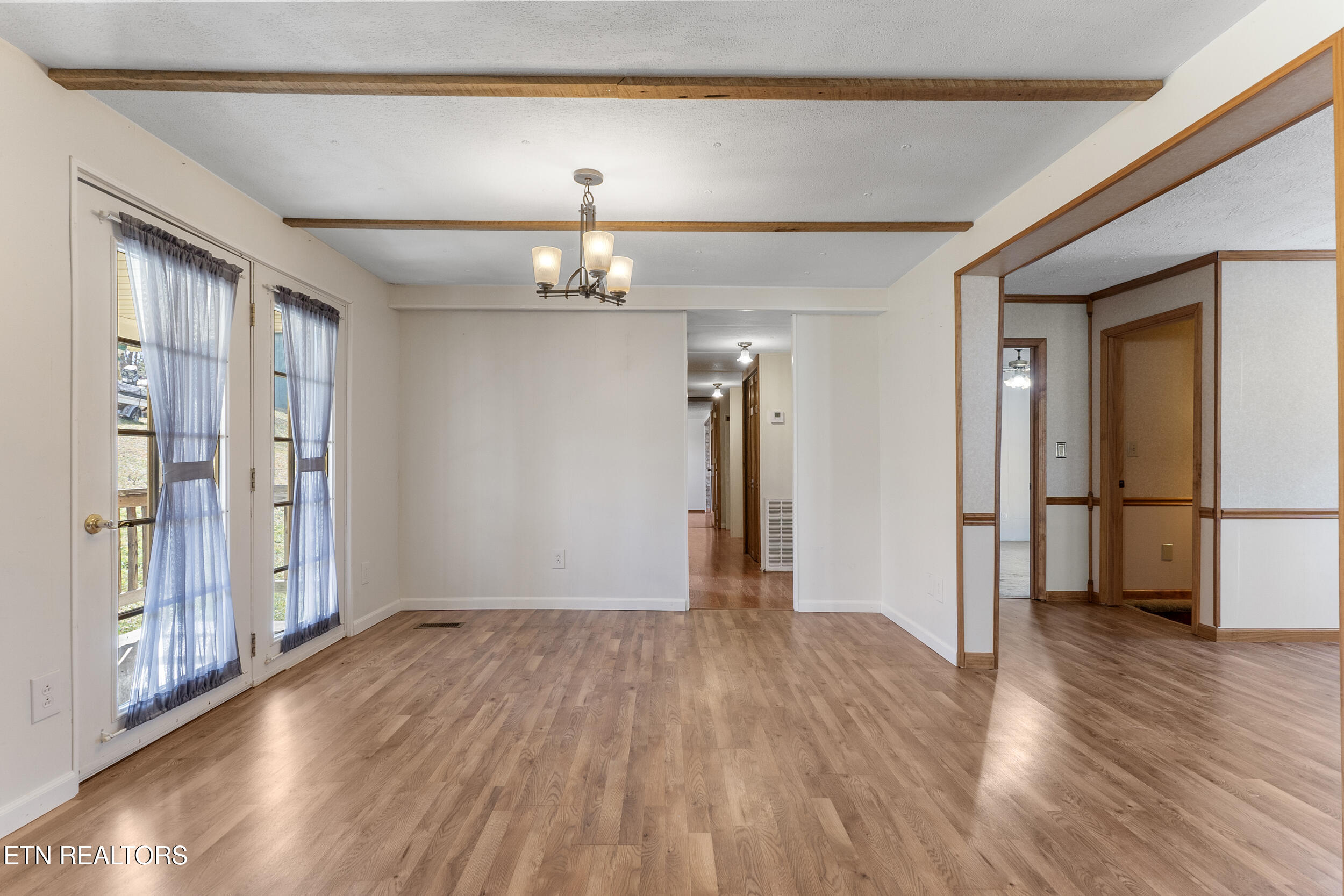 1577 Alton Road Sneedville, TN 37869 - Photo 17 of 56 15_arw03372