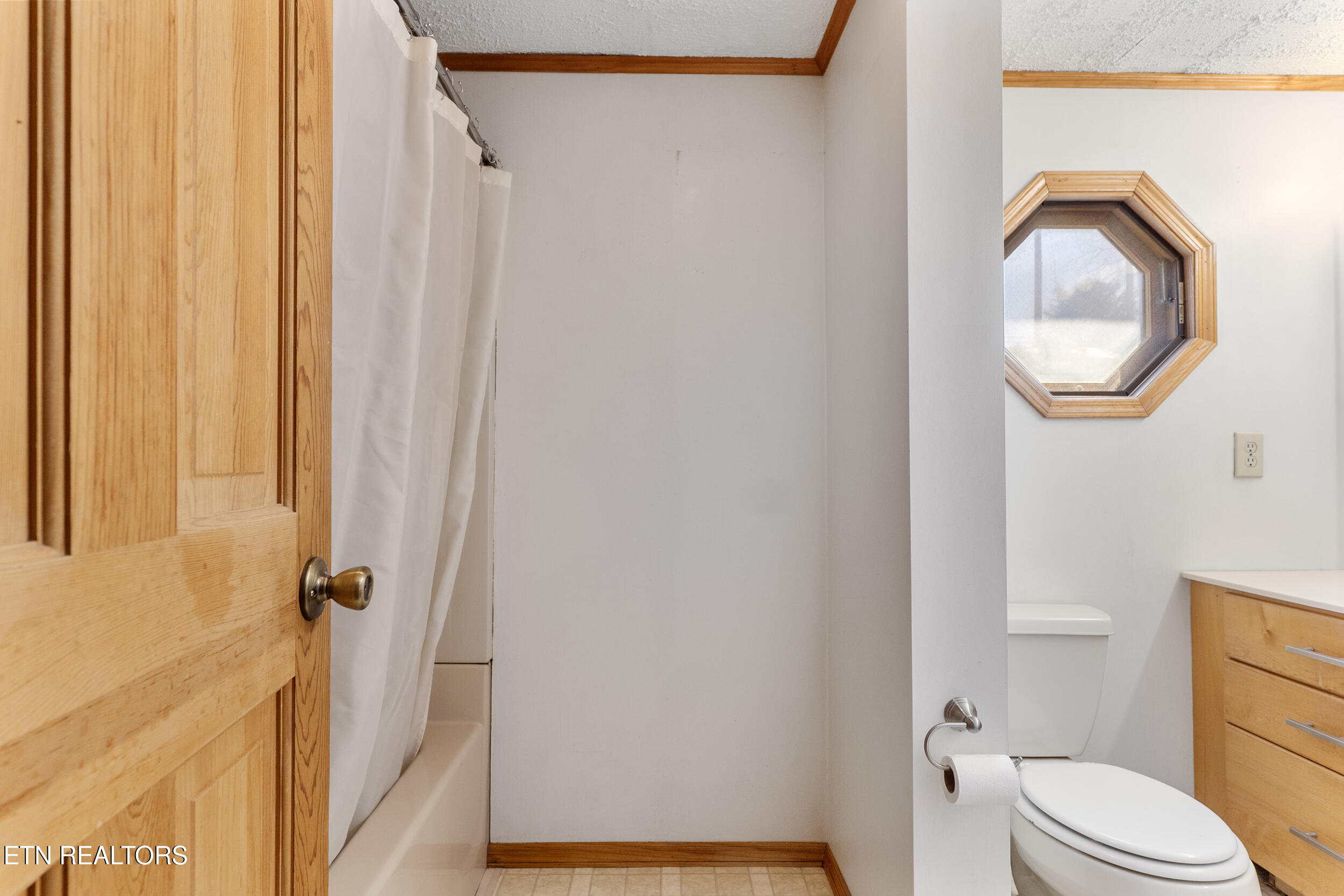 1577 Alton Road Sneedville, TN 37869 - Photo 25 of 56 23_arw03387