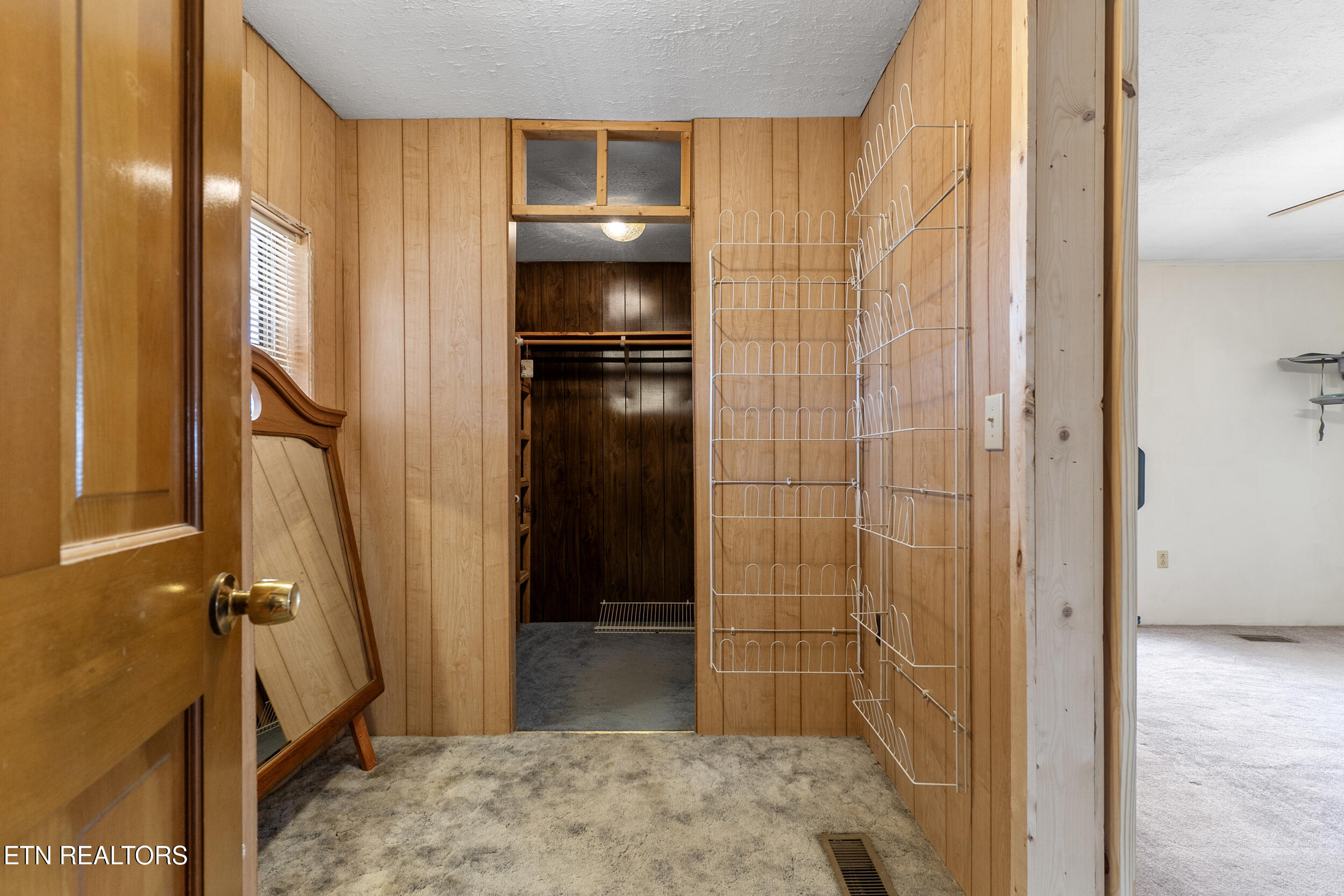 1577 Alton Road Sneedville, TN 37869 - Photo 29 of 56 27_arw03399