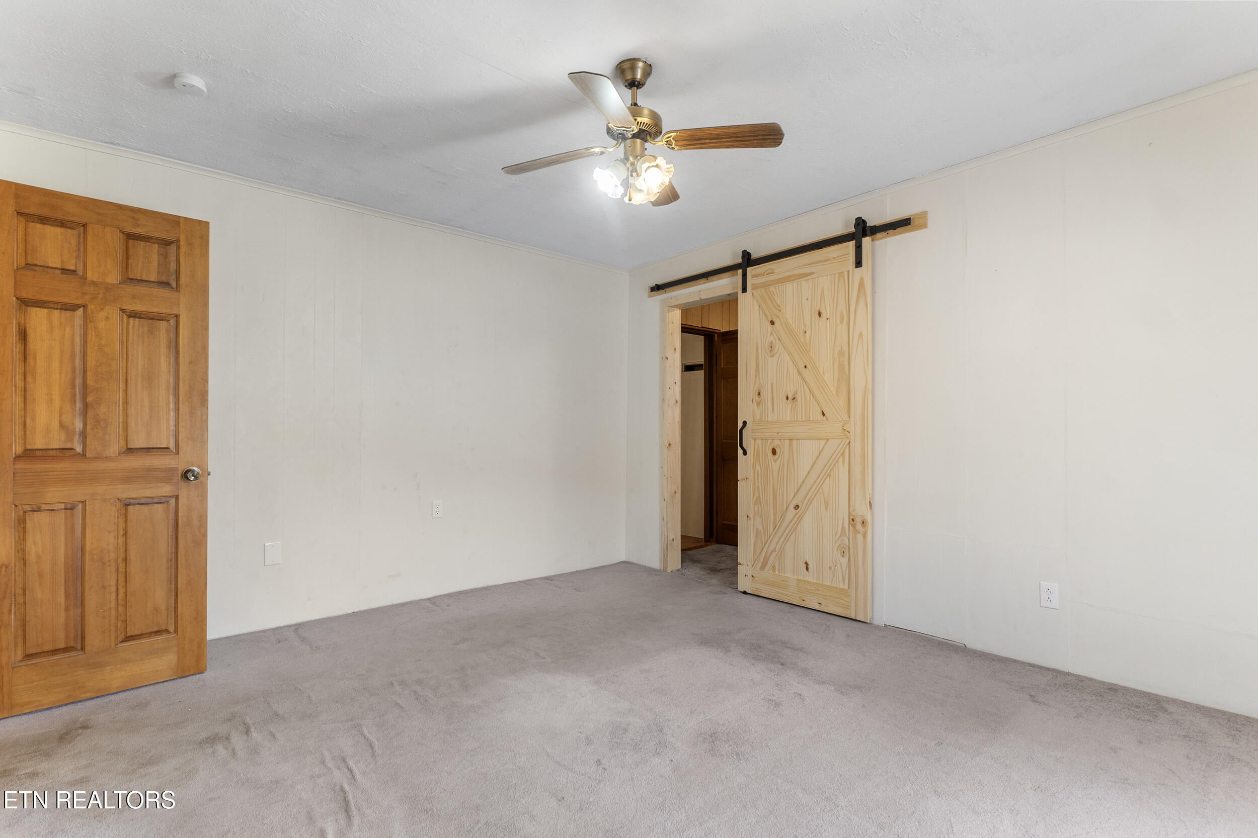 1577 Alton Road Sneedville, TN 37869 - Photo 31 of 56 29_arw03408