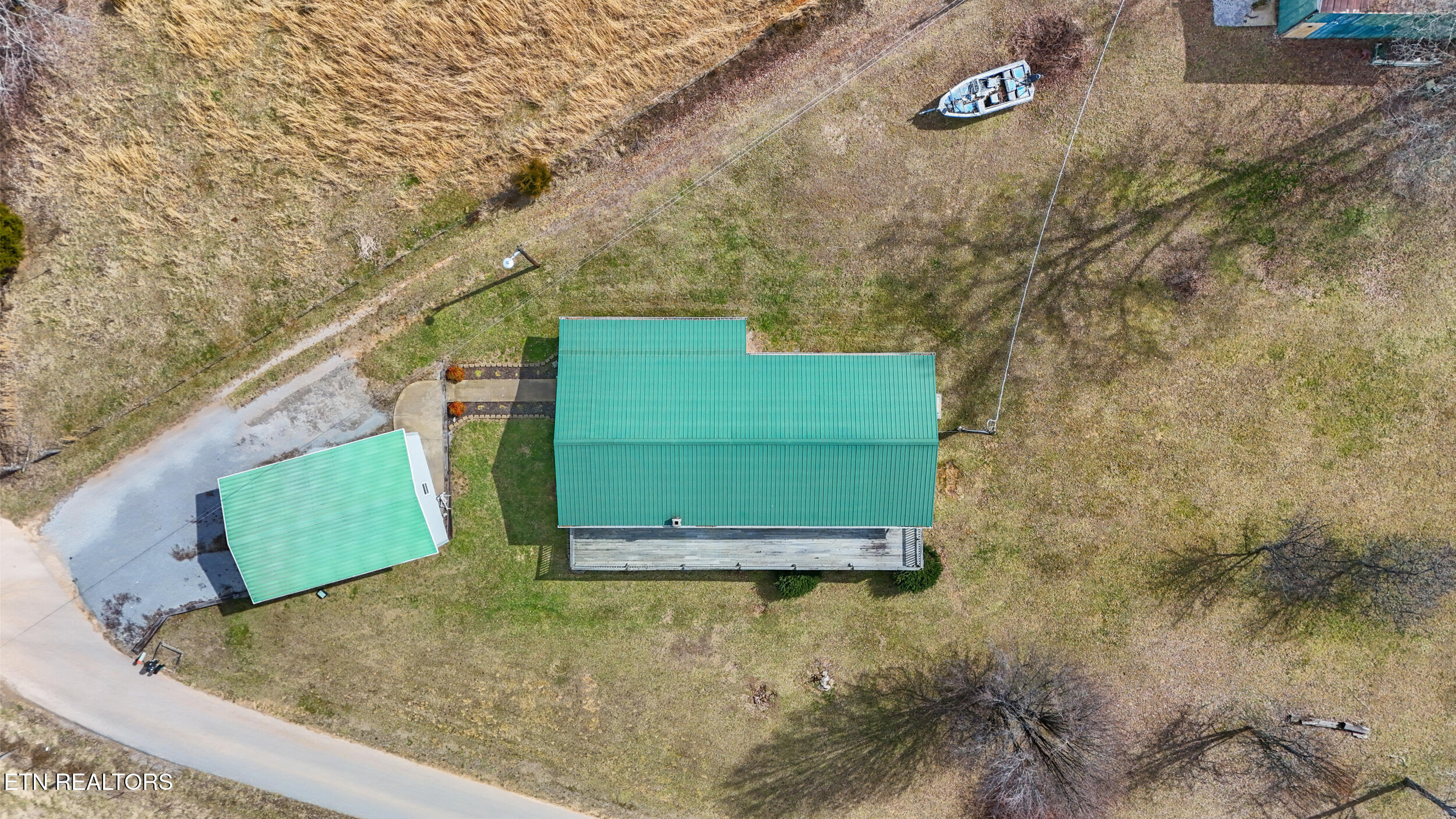 1577 Alton Road Sneedville, TN 37869 - Photo 43 of 56 44_dji_20250301125143_0684_d