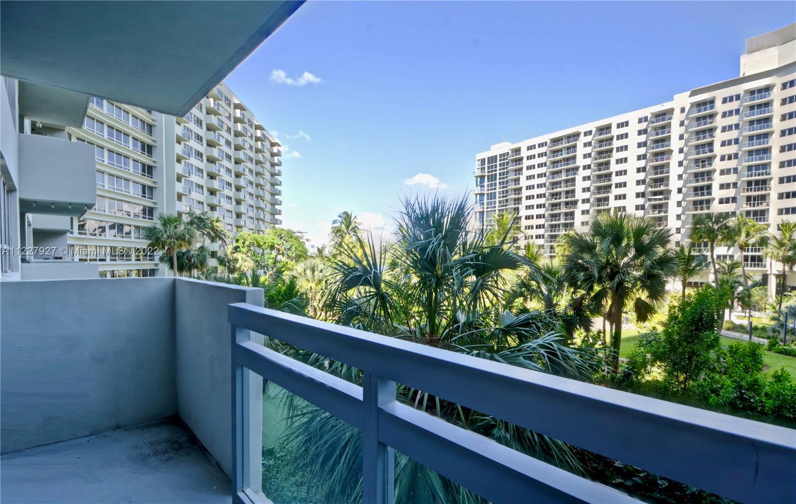 1500 Bay Road, Unit 364S Miami Beach, FL 33139 - Photo 20 of 28 a view of balcony with a plant