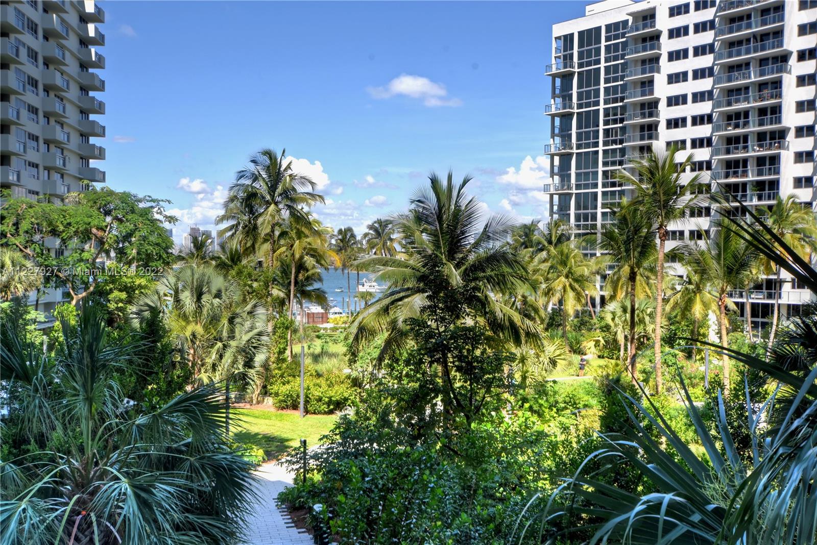 1500 Bay Road, Unit 364S Miami Beach, FL 33139 - Photo 21 of 28 a view of a multi story building