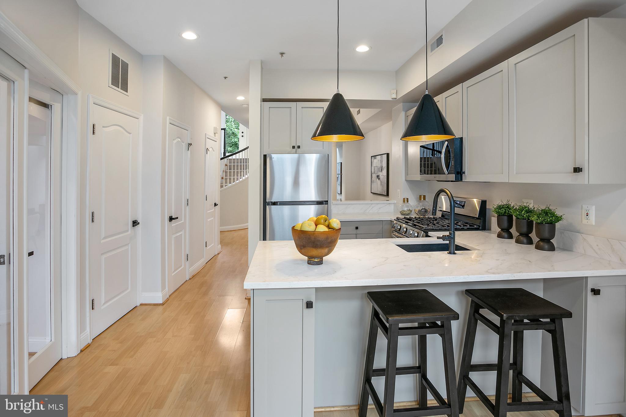 27 Logan Circle Northwest, Unit 5 Washington, DC 20005 - Photo 11 of 35 Kitchen