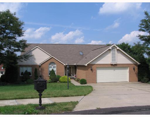 121 Pebble Court McKees Rocks, PA 15136 - Photo 1 of 7 Exterior Front.