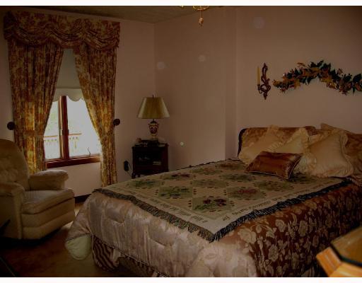 121 Pebble Court McKees Rocks, PA 15136 - Photo 6 of 7 Other.