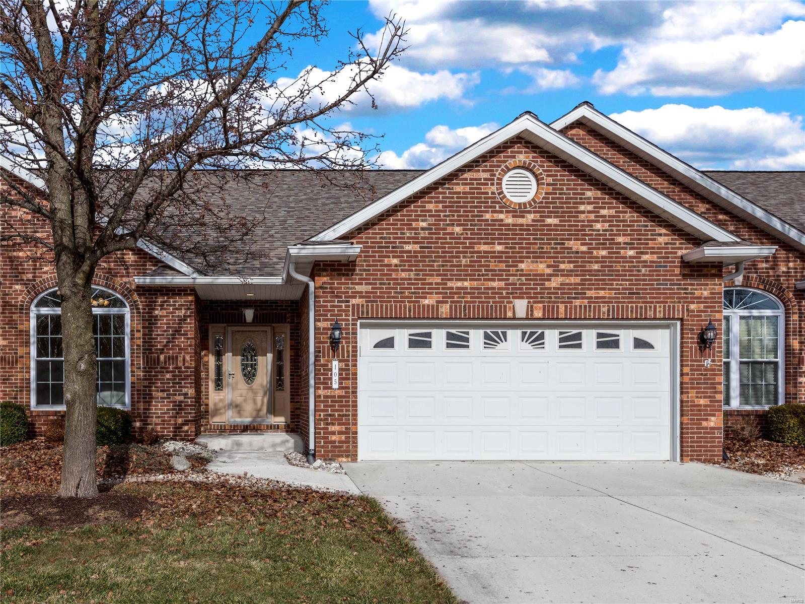 105 Southern Ridge Maryville, IL 62062 - Photo 1 of 42 Gallery Image 1