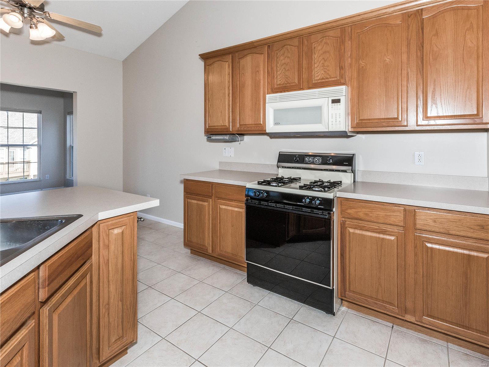105 Southern Ridge Maryville, IL 62062 - Photo 11 of 42 Gallery Image 11