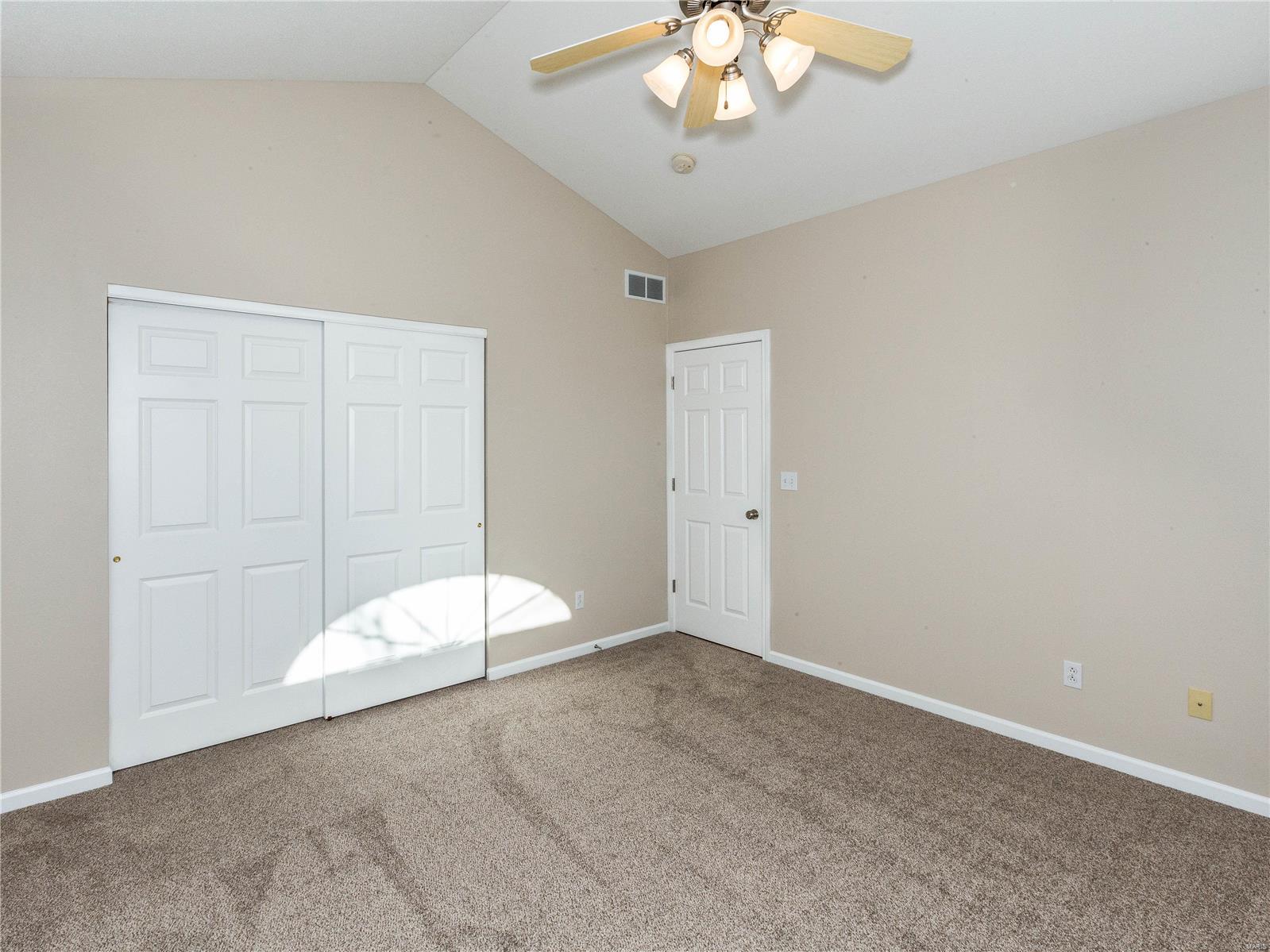 105 Southern Ridge Maryville, IL 62062 - Photo 4 of 42 Gallery Image 4
