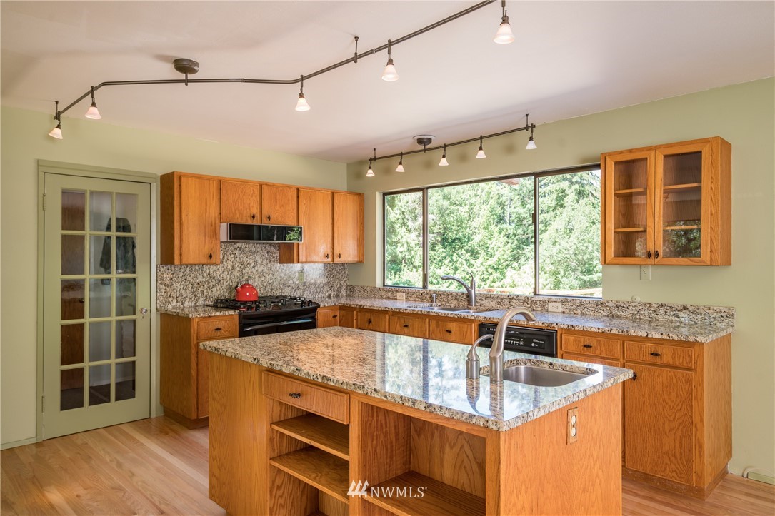 62 Doe Run Road Lopez Island, WA 98261 - Photo 3 of 18