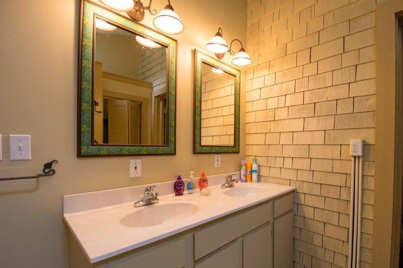 1976 Hamilton Road Ronceverte, WV 24970 - Photo 25 of 38 Gallery Image 25