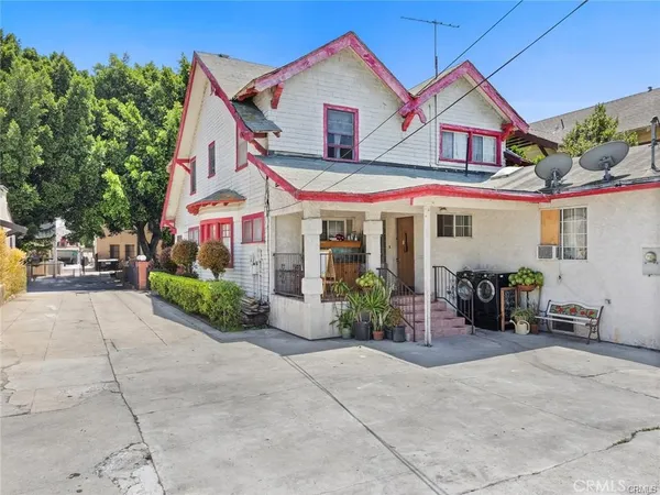 a view of a house with a patio