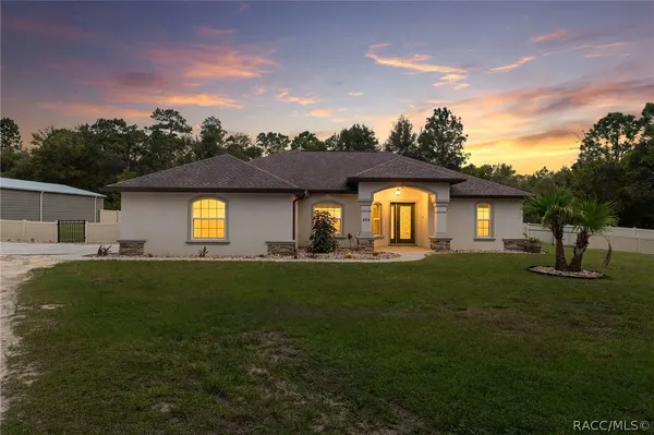 $649,900 | 404 East Nicholas Street, Hernando, FL 34442