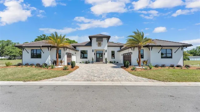 $1,700,000 | 5472 Shoreview Drive, Lakeland, FL 33809