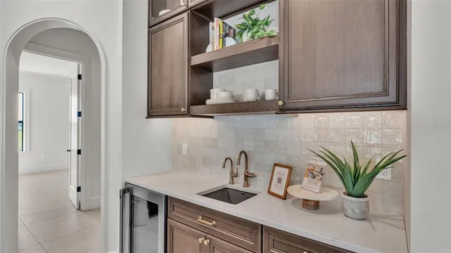 $1,700,000 | 5472 Shoreview Drive, Lakeland, FL 33809