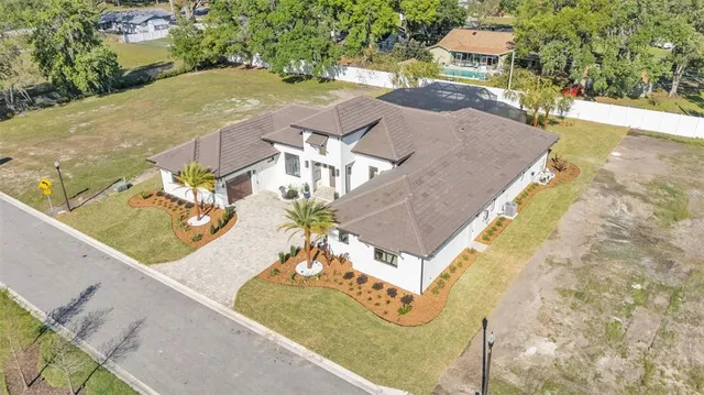 $1,700,000 | 5472 Shoreview Drive, Lakeland, FL 33809