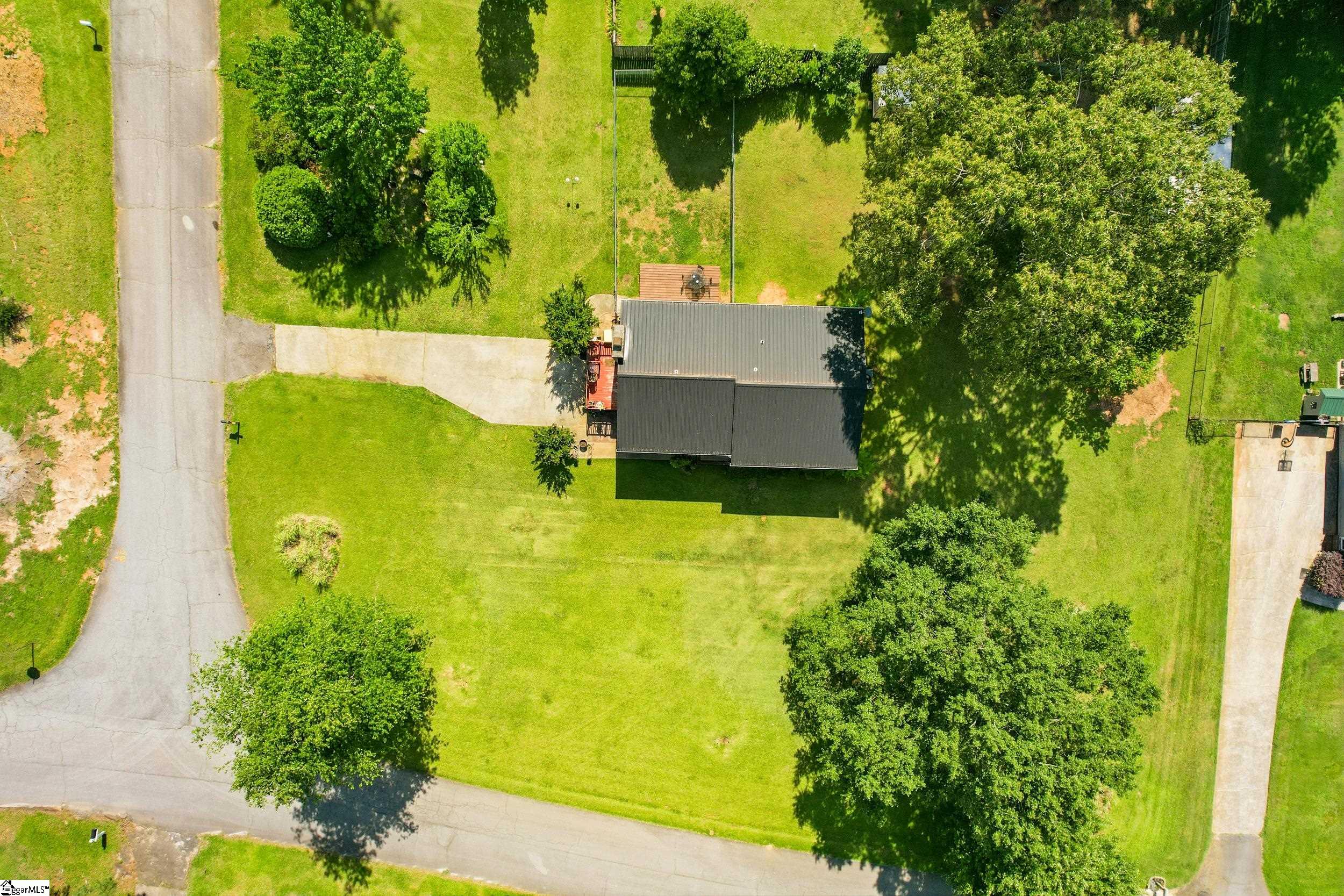 100 Elm Court Easley, SC 29642 - Photo 31 of 35