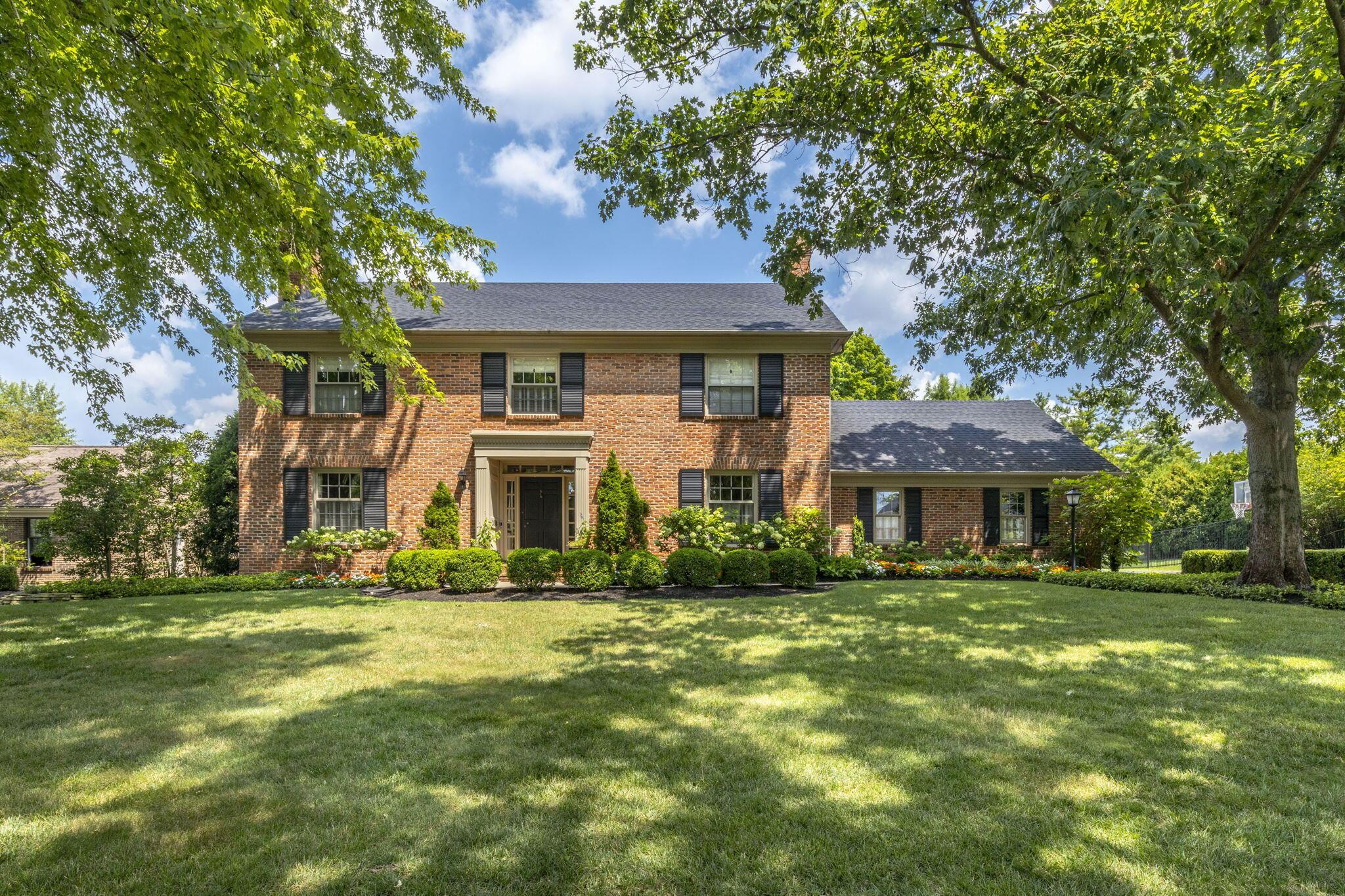 2650 Sandover Road Columbus, OH 43220 - Photo 1 of 50 2024-7-24 2650 Sandover Rd 003