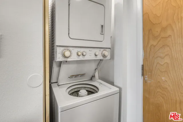 $609,000 | 2121 Beloit Avenue, Unit 107, Los Angeles, CA 90025