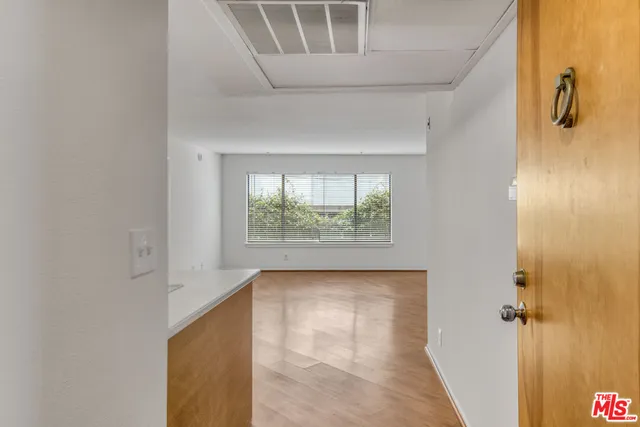 $609,000 | 2121 Beloit Avenue, Unit 107, Los Angeles, CA 90025