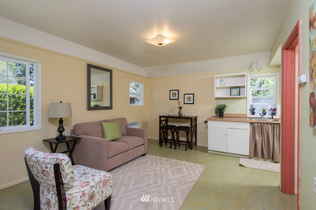 18017 Thorsen Road Southwest Vashon, WA 98070 - Photo 21 of 25