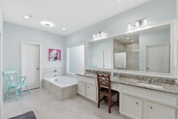 $799,000 | 803 Hidden Creek Lane, Friendswood, TX 77546