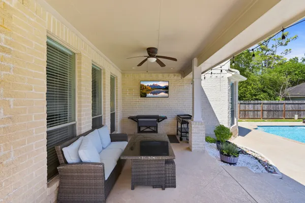 $799,000 | 803 Hidden Creek Lane, Friendswood, TX 77546