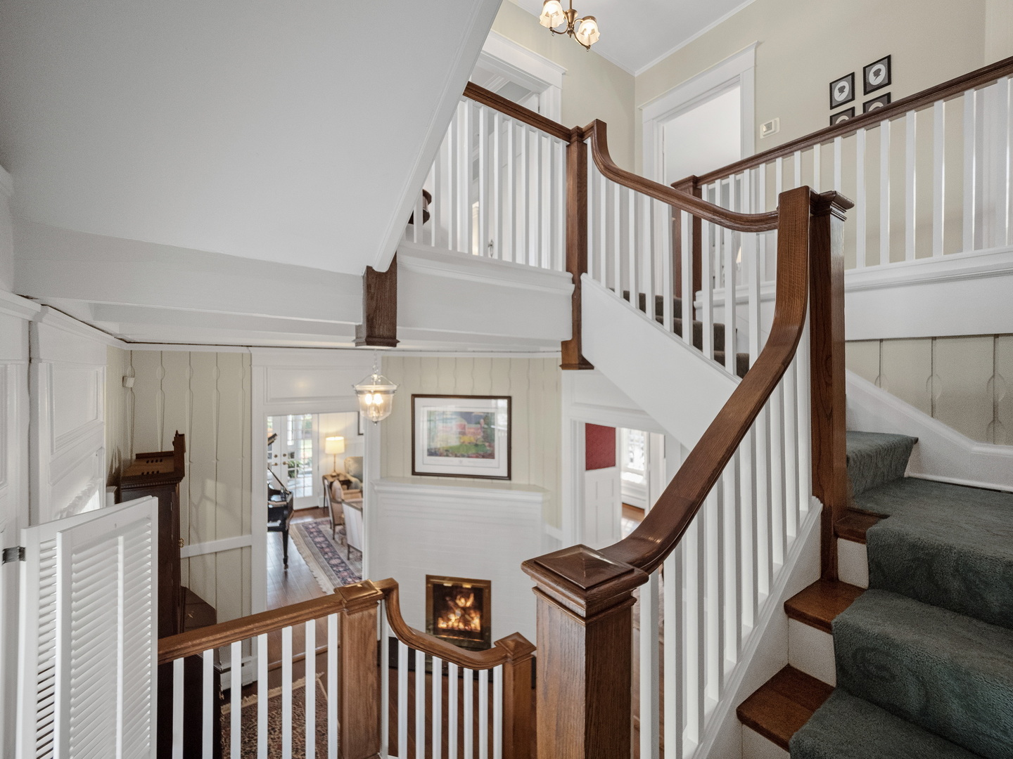 910 Golf Lane Wheaton, IL 60189 - Photo 28 of 80 Gallery Image 28