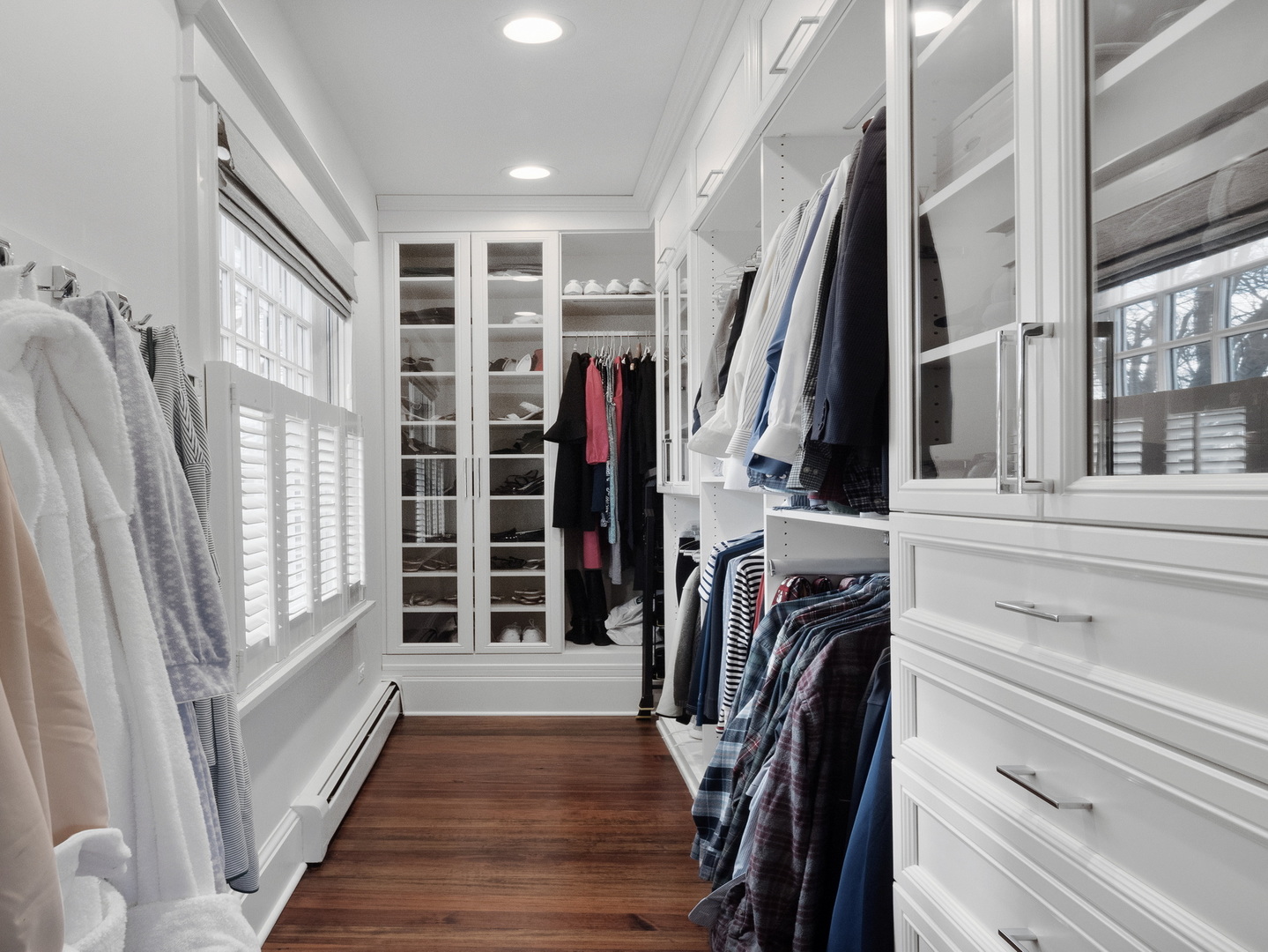 910 Golf Lane Wheaton, IL 60189 - Photo 33 of 80 Gallery Image 33
